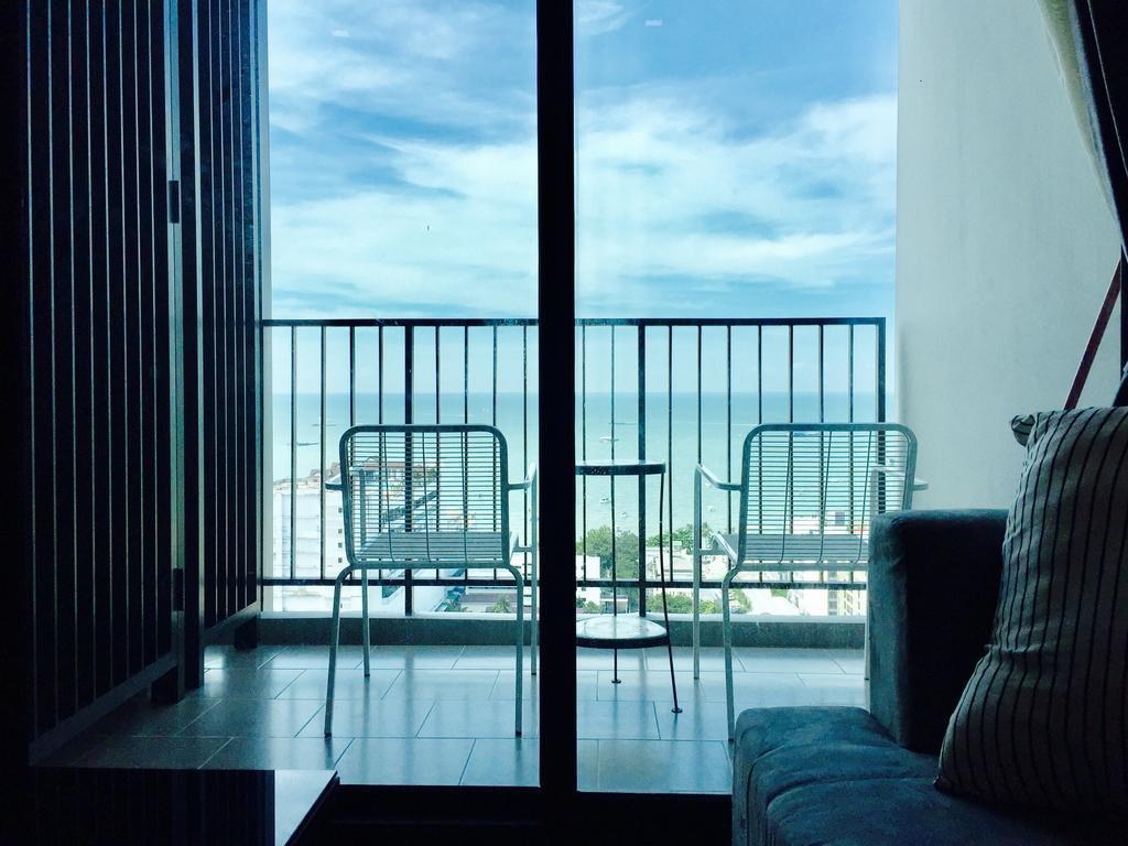 Base Central Pattaya By Alex Bagian luar foto