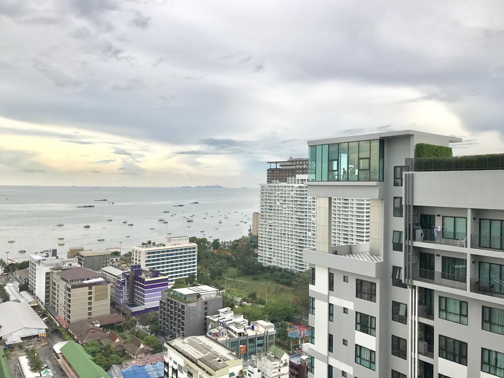 Base Central Pattaya By Alex Bagian luar foto