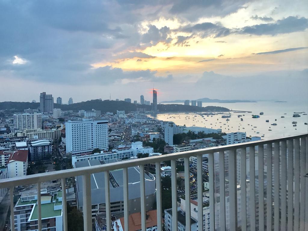 Base Central Pattaya By Alex Bagian luar foto
