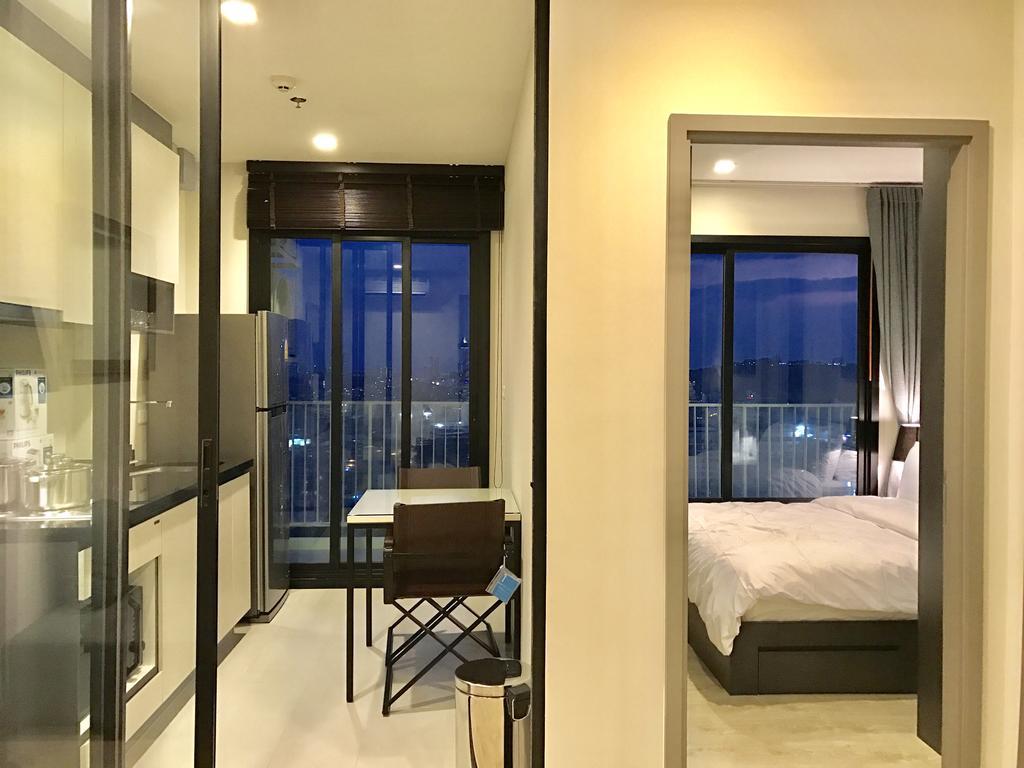 Base Central Pattaya By Alex Bagian luar foto