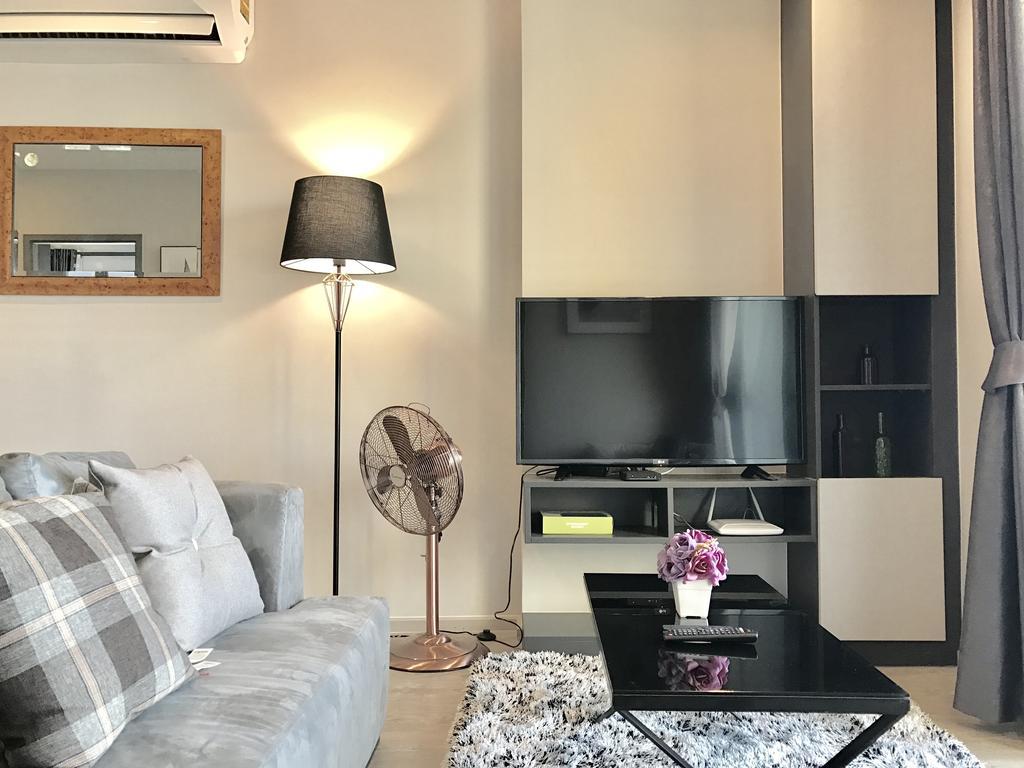 Base Central Pattaya By Alex Bagian luar foto