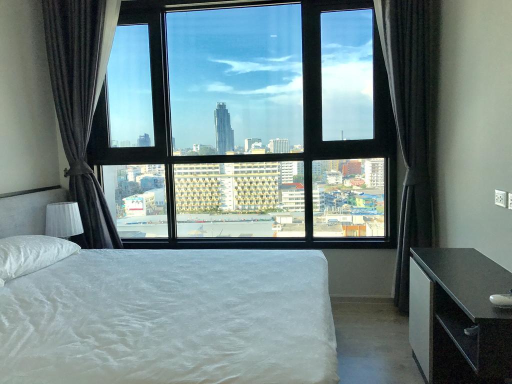 Base Central Pattaya By Alex Bagian luar foto